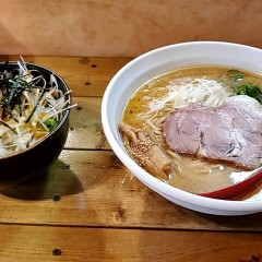 シェアカフェ 長後食堂 ラーメン倉家の画像
