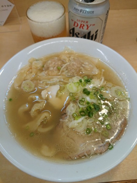 「缶ビール ＋ 海老ワンタンメン」@手打ち麺処 好き酒師の写真
