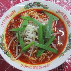 台湾ラーメン（530円）