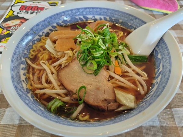 「野菜醤油ラーメン ※クーポンで500円」@らーめんの ぼうやの写真