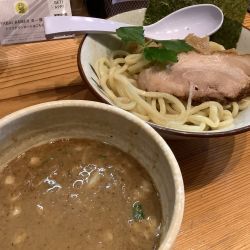つけ麺　900円