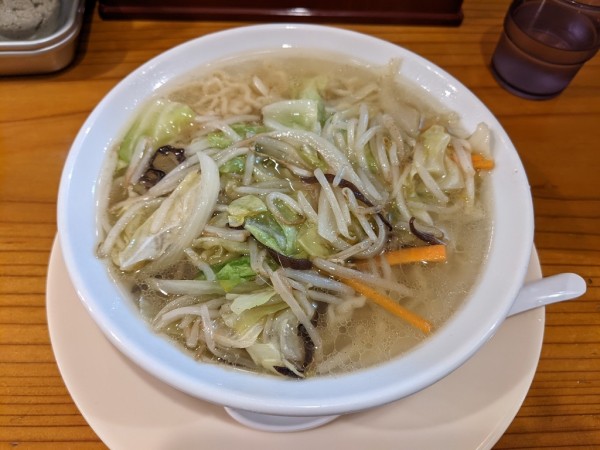 「野菜塩らーめん」@新宿めんや 風花 本店の写真