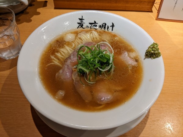 「牛醤油と山椒の中華そば」@麦の夜明けの写真