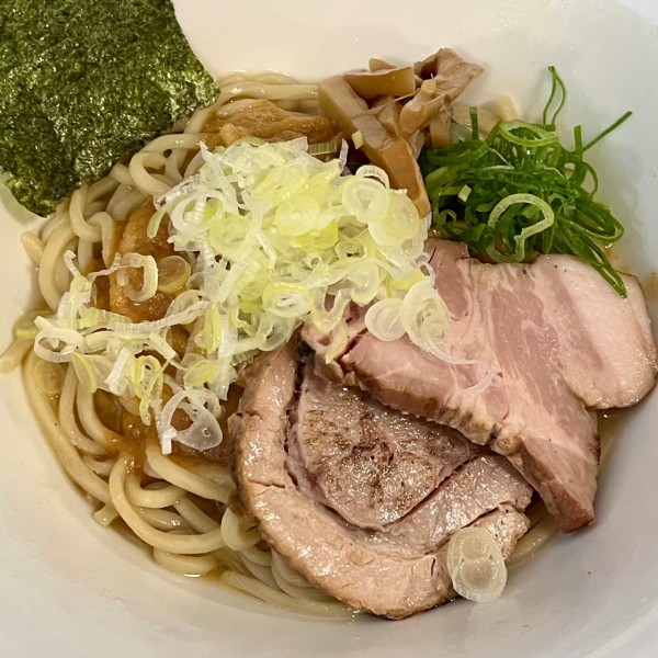 「海老まぜそば（塩）＋肉増し１枚」@らぁーめん喜元門 水戸笠原店の写真