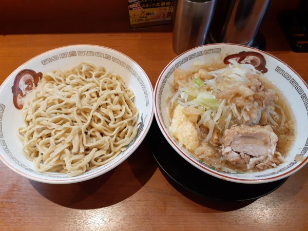 「大ラーメン、つけ麺」@豚山 町田店の写真