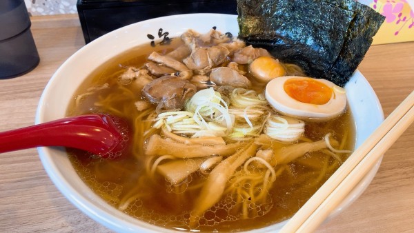 「とりもつラーメン醤油」@麺処 海日和の写真