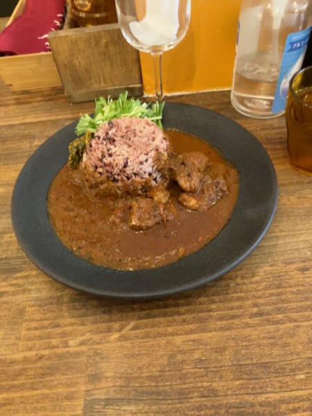 「ポークビンダルー1050円」@スパイス スペース ウガヤの写真