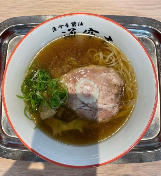 「醤油らーめん」@魚介系醤油拉麺専科 海空土の写真
