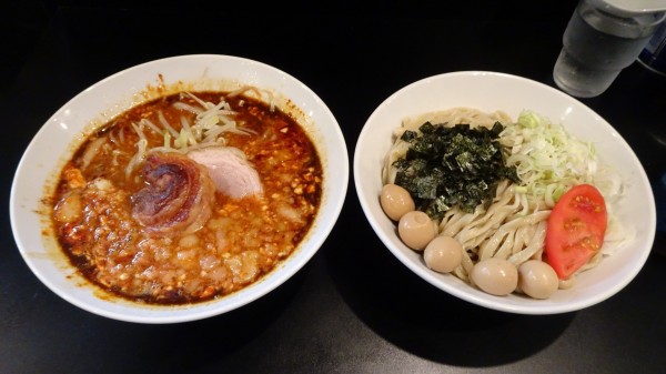 「くろやん。（1,300円）＋燻製うずら（150円）ニンニク」@豚風。の写真