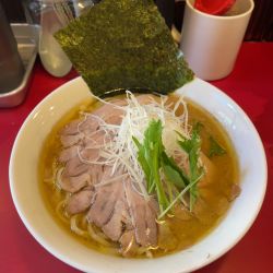 あご塩チャーシュー（1020円）