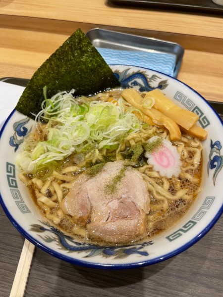 「中華そば」@舎鈴 プレナ幕張店の写真