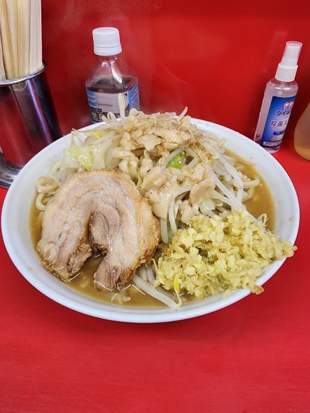 「大ラーメン(少なめ)  豚追加1枚  生姜  あぶら  からめ」@ラーメン二郎 仙台店の写真
