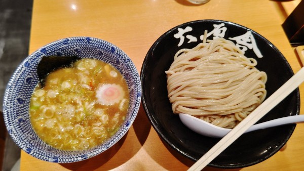「朝つけめん(並)」@六厘舎の写真