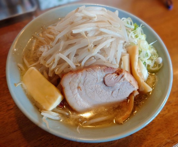 「塩バターらーめん」@めんりゅうの写真