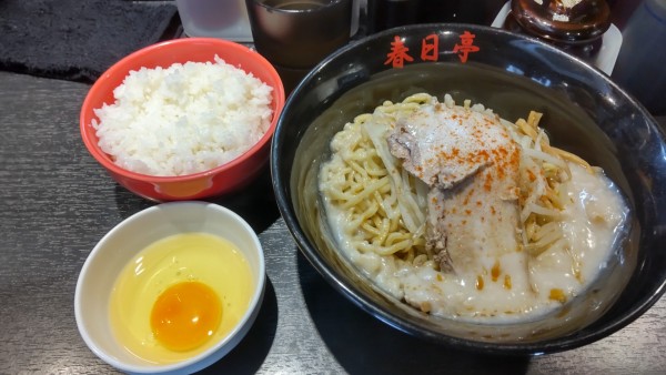 「鶏油そば卵付きご飯合計1030円」@油そば 春日亭 秋葉原昭和通り口店の写真