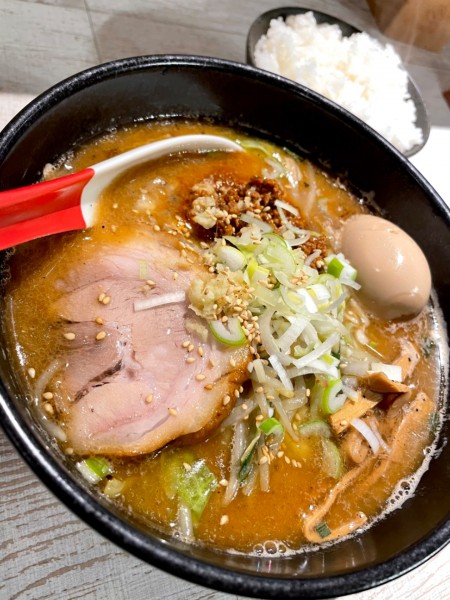 「【限定C】焦がし味噌らーめん」@麺屋 誉の写真