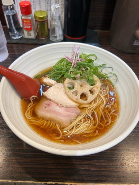 「黒糸中華そば」@中華そば 糸の写真