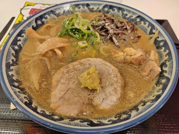 「濃厚味噌らーめん　※クーポンで５００円　＋コショー：無料」@焦がし味噌らーめん 山高屋の写真