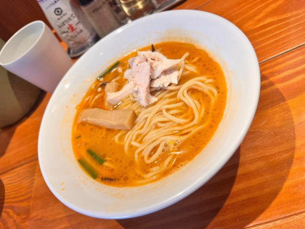 「【月曜夜限定】酸辣白湯麺」@麺屋 真心の写真