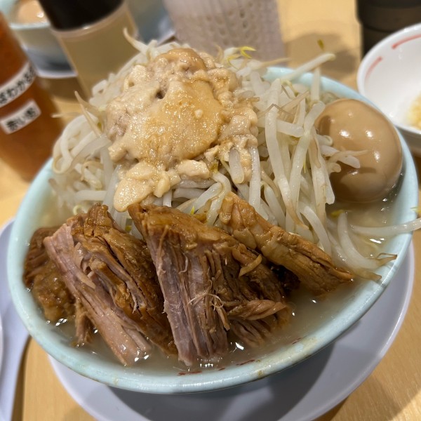 「小豚らーめん　硬め　全タシ　味玉」@豚と脂。の写真