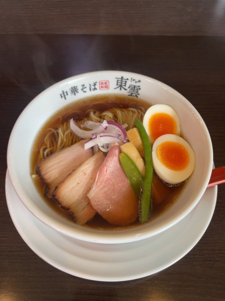 「しょうゆ中華そば+味玉（1200円）」@中華そば 東雲の写真