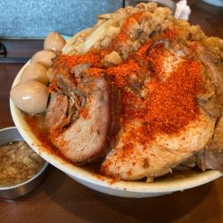 豚ラーメン(野菜アブラカラメ一味増し)¥1150+うずら¥100