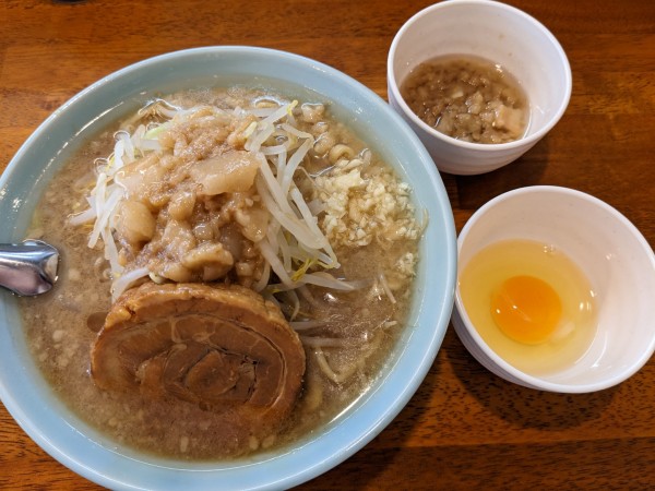 「オロチ（麺少なめの方）+生卵」@汁麺屋 どっぷりしやがれの写真