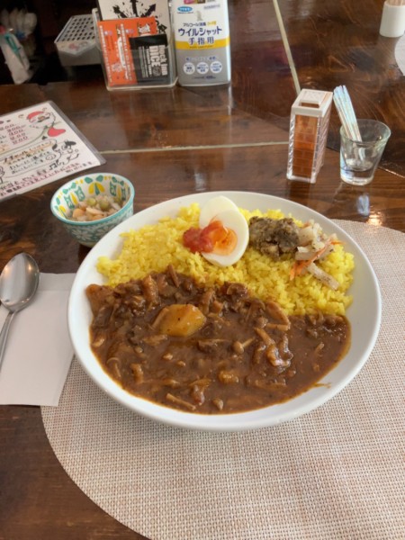 「牛スジきのことじゃがいものカレー　大盛り　1000円」@Curry Diceの写真