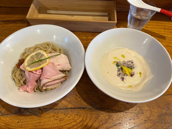 「冷や真鯛白湯つけそば」@中華そば 先崎の写真