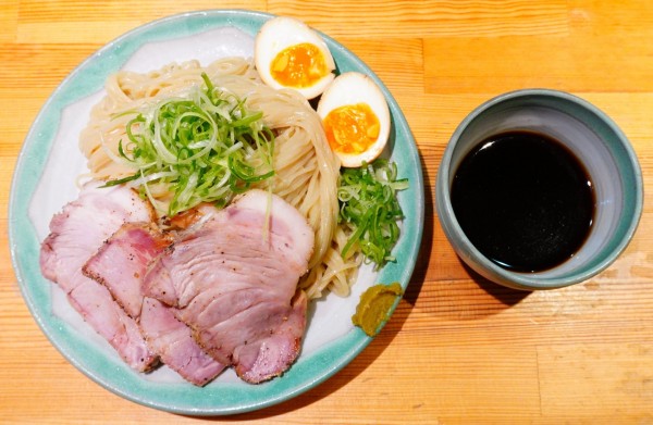 「【季節の限定】盛り 200g＋半熟煮玉子」@ラーメン 巌哲の写真