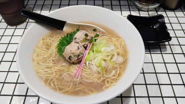 「【限定】バイオレット・イリュージョン」@81番の写真