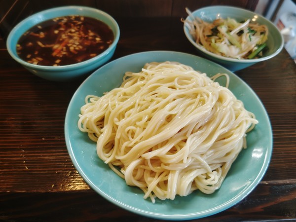 「得つけそば大盛り（１．５倍）９００円＋野菜１００円」@つけそば 麺吉の写真