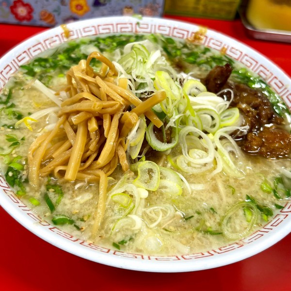 「パイカ味噌ラーメン」@ラーメンスタンド とん平食堂の写真
