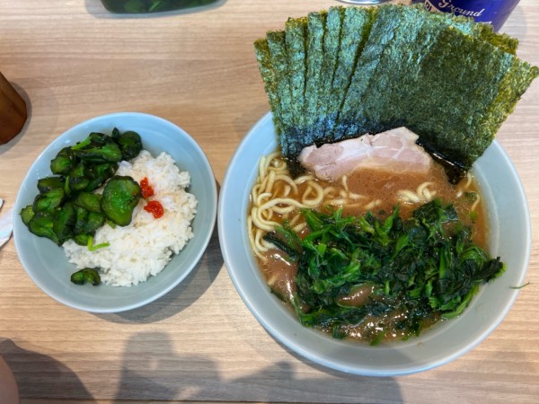 「ラーメン、ほうれん草、海苔TP」@らーめん 尾又家の写真