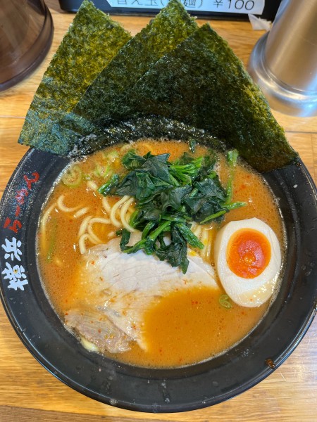 「赤味噌ラーメン➕替え玉」@壱八家 つきみ野店の写真