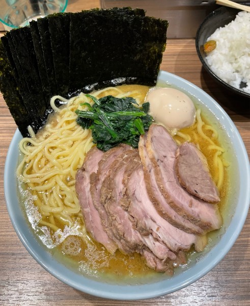 「ラーメン」@横浜らーめん渡来武 総本店の写真