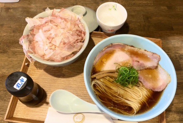 「中華そば感情 & おかか飯」@自家製麺と定食 弦乃月の写真
