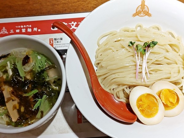 「冷やし鯛だし塩つけ麺（並）＋味玉」@つけ麺専門店 三田製麺所 ヨドバシAkiba店の写真