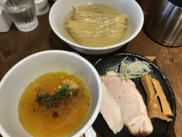 「つけ麺200g（ペペロンチーノ油）」@麺屋鈴春の写真