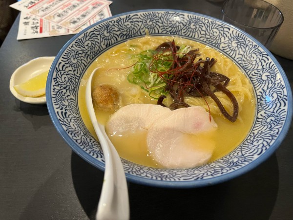 「濃厚鶏白湯そば」@濃厚鶏そば 晴壱の写真