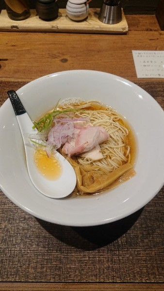 「水と煮干（清湯）」@蜂と蝶の写真