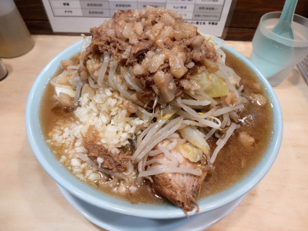 「ラーメン200gちょいマシ950円」@ラーメン富士丸 平塚店の写真