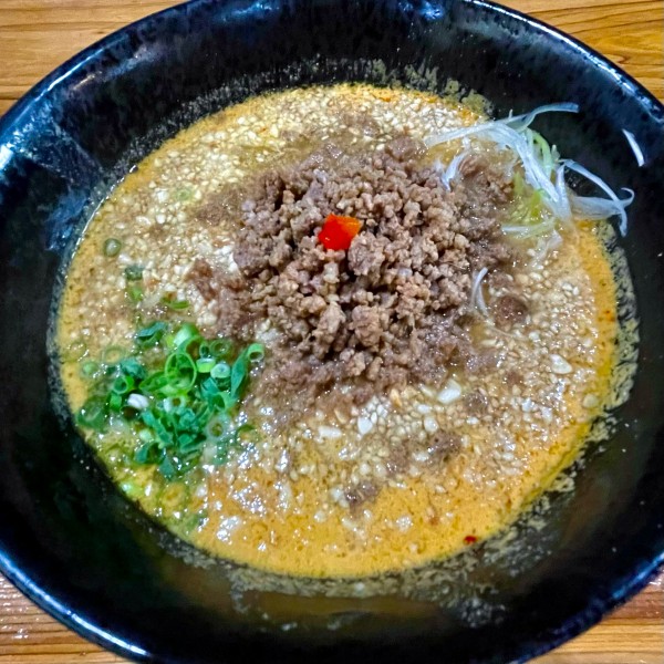 「坦々麺（900円）」@豆でっぽうの写真