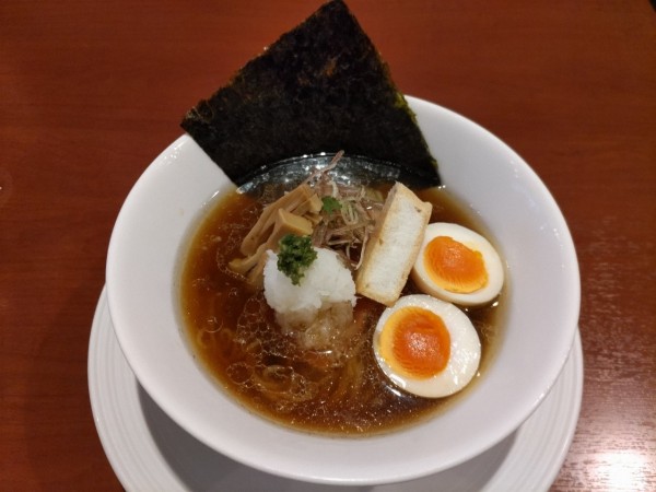 「冷やし煮干」@酒肴場 屯の写真