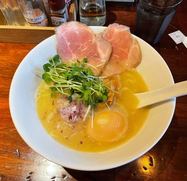 「鶏白湯(塩)太麺」@BIRD MANの写真