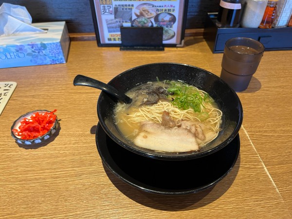 「天神ラーメンバリカタ」@天神 大垣本店の写真