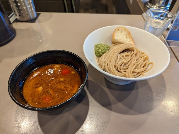 「海老トマトつけめん（麺少なめ、肉増し）」@つけ麺 五ノ神製作所の写真