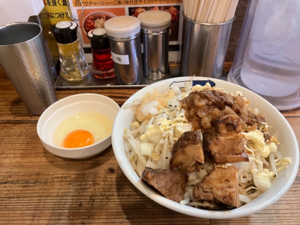 「汁なしそば大」@雷 千葉駅前店の写真