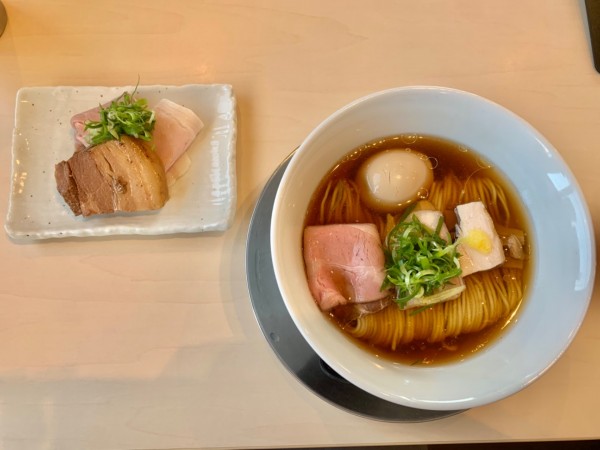 「特製中華そば」@麺道 麒麟児の写真