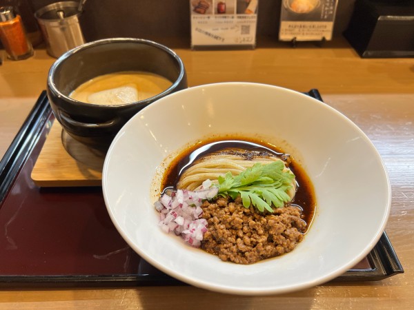 「シビレ担々つけ麺」@小麦と焼きあご すぐれの写真